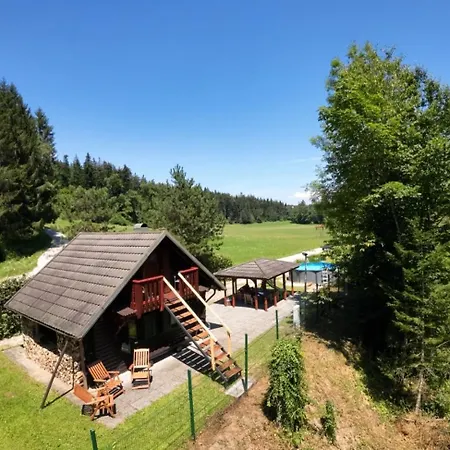 Woodhouse By The River * Nazarje